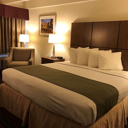 Best Western El Rancho Palacio Розуел Екстериор снимка