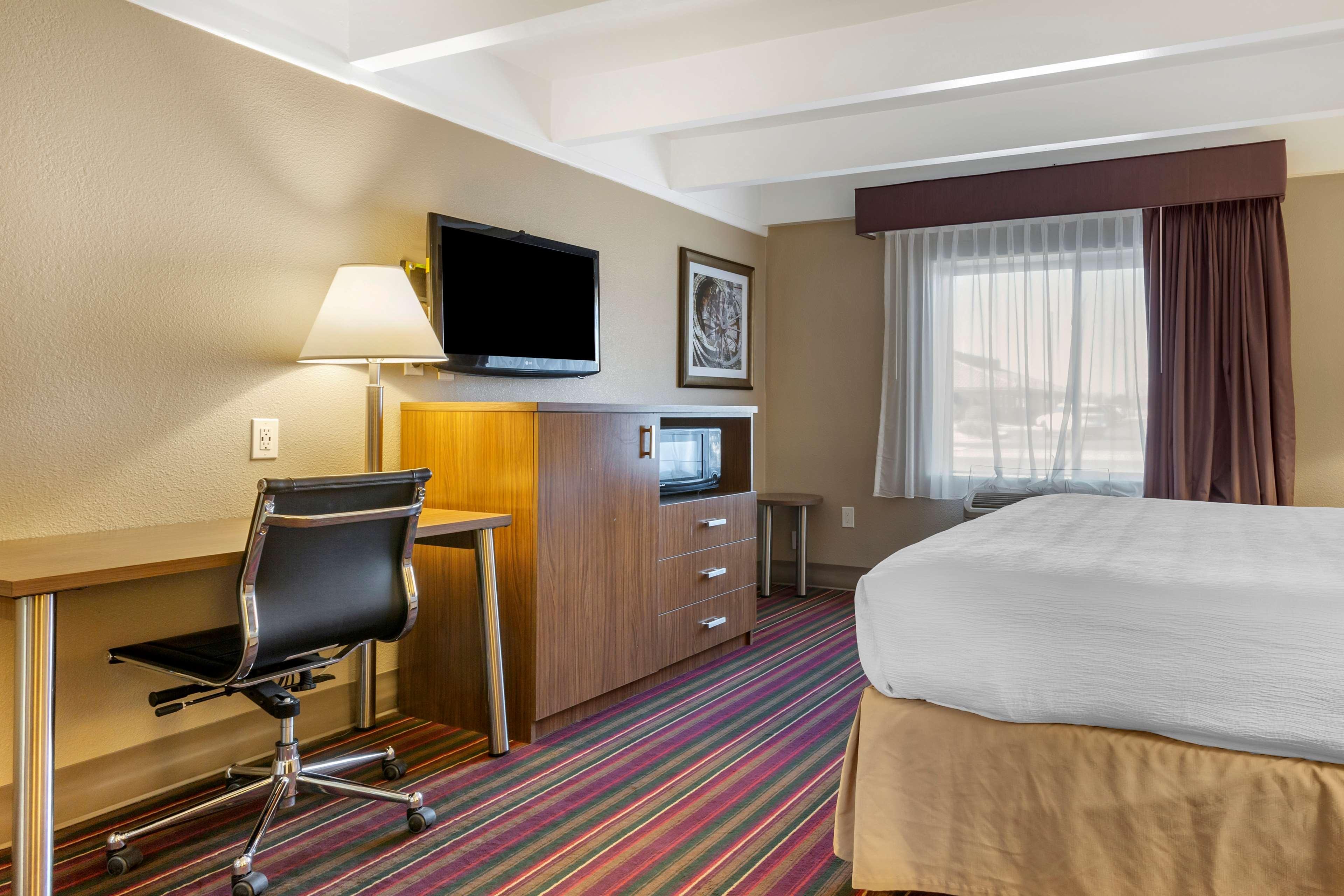 Best Western El Rancho Palacio Розуел Екстериор снимка