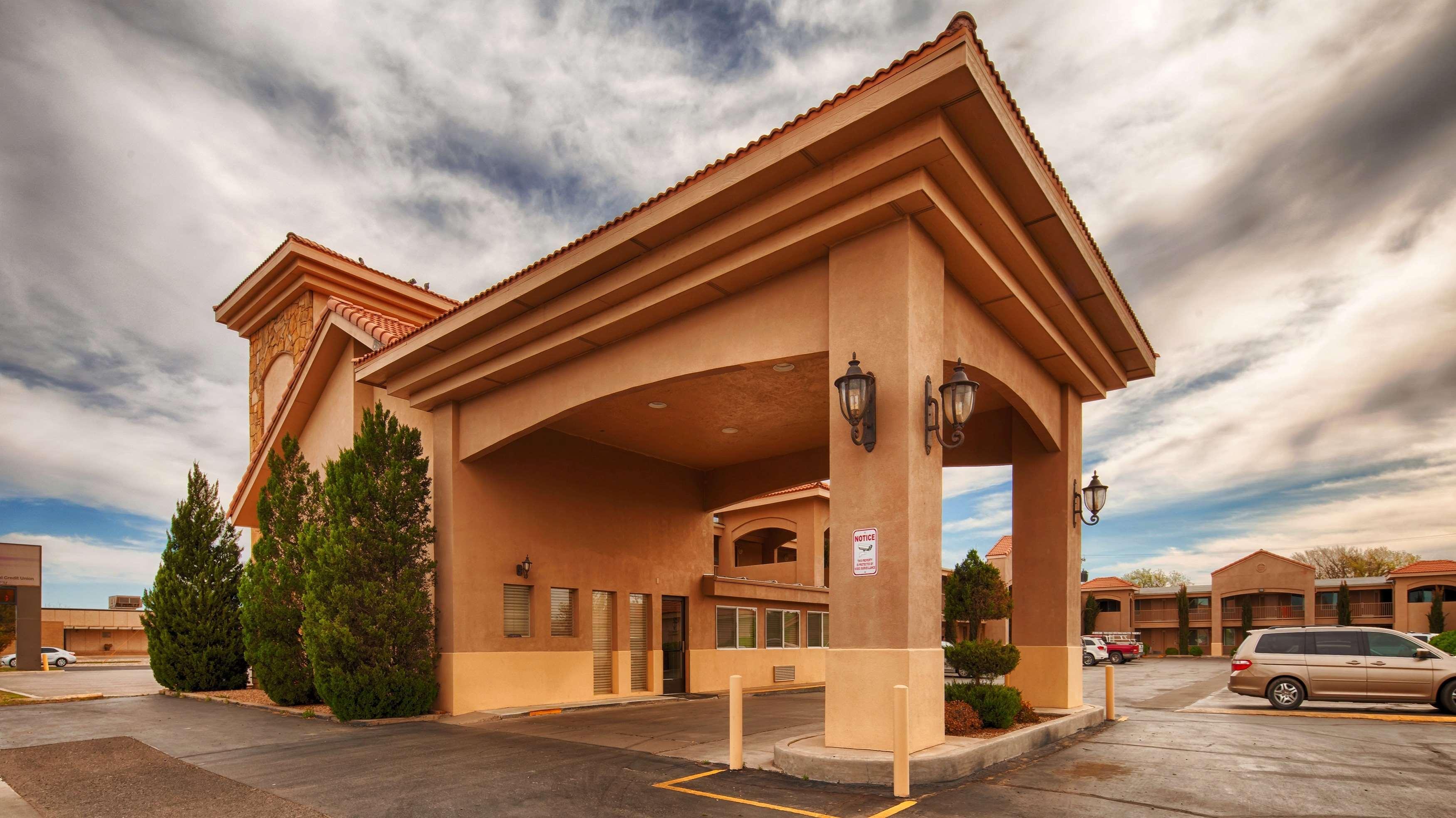 Best Western El Rancho Palacio Розуел Екстериор снимка