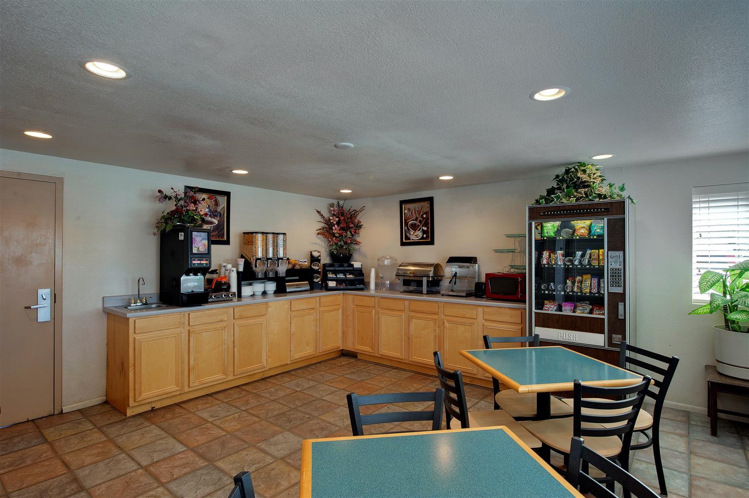Best Western El Rancho Palacio Розуел Екстериор снимка