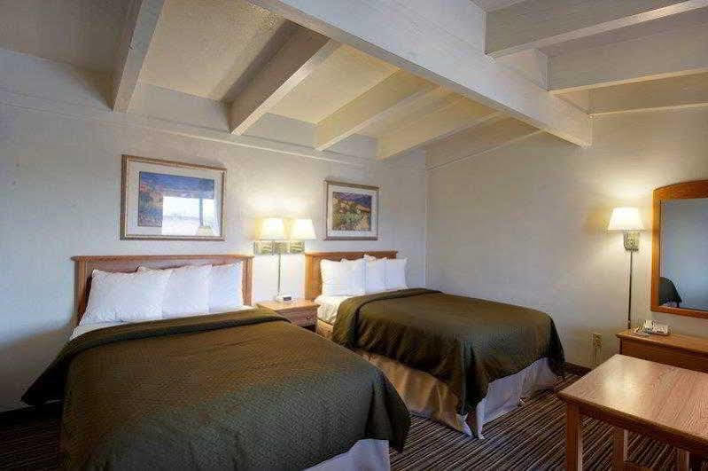 Best Western El Rancho Palacio Розуел Екстериор снимка